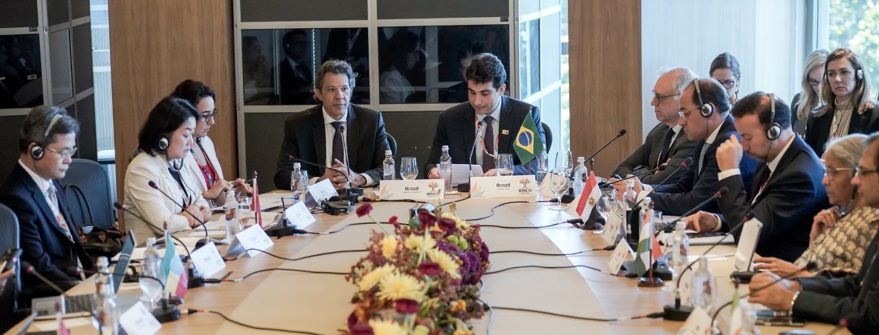Ministers of Finance and Central Bank Governors of BRICS member states convened in Rio de Janeiro for the signing of the Joint Declaration — Photo: Rafa Neddermeyer / BRICS