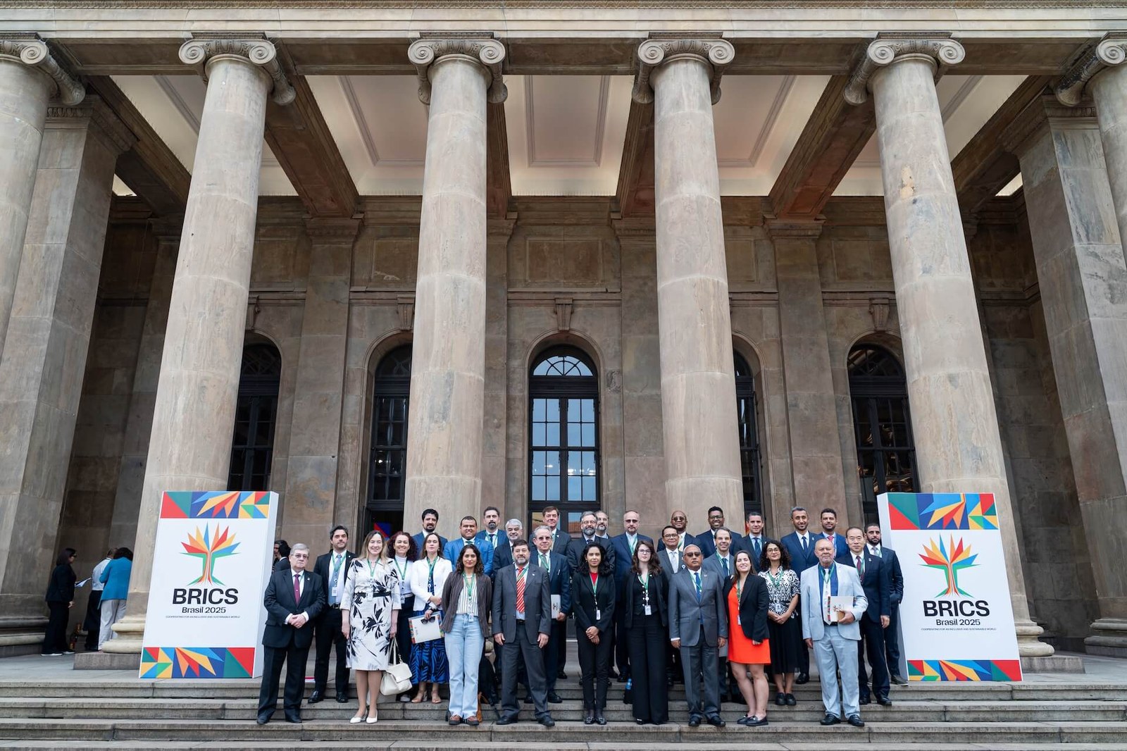 In Rio de Janeiro, civil society representatives present recommendations directly to BRICS Sherpas | Image: Rafael Lima / BRICS Brasil