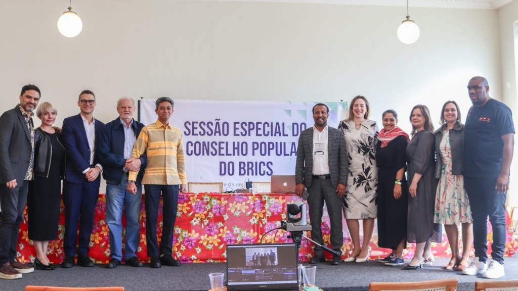 O palco do encontro foi o Teatro Carlos Gomes, no centro do Rio de Janeiro (RJ) — Foto: Priscila Ramos / MST